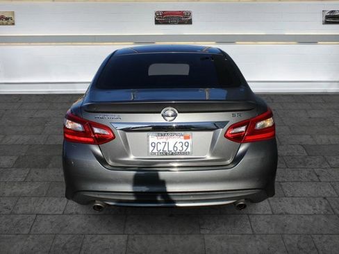 Used 2016 Nissan Altima 2.5 SR FWD image 3