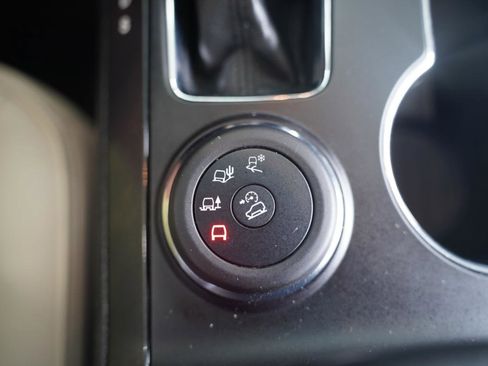 Used 2016 Ford Explorer Platinum AWD/4WD image 23