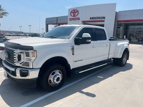 Used 2020 Ford F350 Lariat w/ Lariat Ultimate Package AWD/4WD image 1