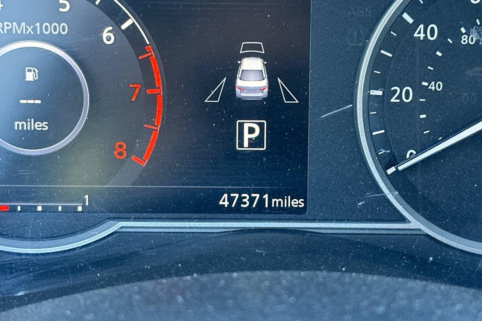 Certified 2024 Nissan Versa SV FWD image 24