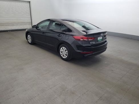 Used 2018 Hyundai Elantra SE FWD image 4