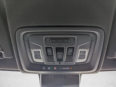 Used 2023 Chevrolet Silverado 1500 ZR2 w/ Technology Package image 13