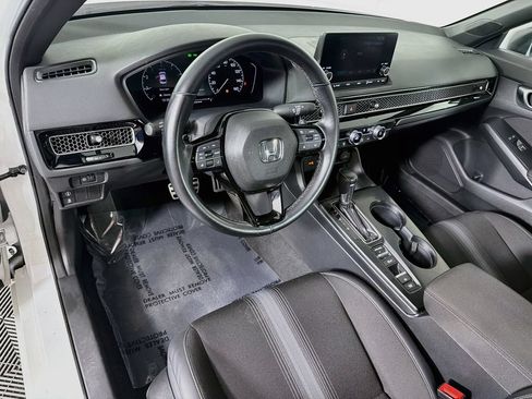 Used 2023 Honda Civic Sport image 9