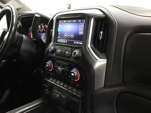 Used 2020 Chevrolet Silverado 1500 LT Trail Boss image 22