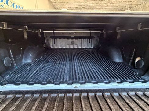 Used 2015 Chevrolet Silverado 1500 LTZ Z71 w/ LTZ Plus Package AWD/4WD image 9