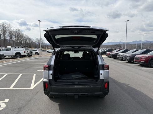 New 2026 Subaru Outback Limited w/ Premium/Limited Package AWD/4WD image 11