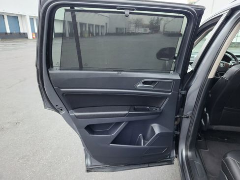 Used 2018 Volkswagen Atlas SEL image 18