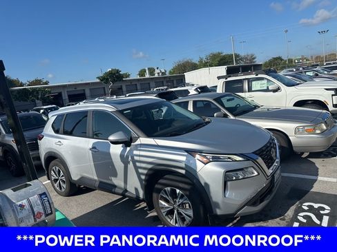 Certified 2022 Nissan Rogue SV w/ SV Premium Package image 2