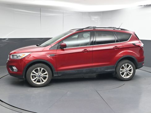 Used 2018 Ford Escape SEL image 5