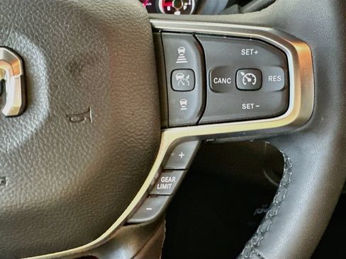 Used 2026 RAM 2500 Big Horn AWD/4WD image 25