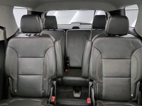 Used 2020 Chevrolet Traverse Premier w/ Redline Edition AWD/4WD image 14