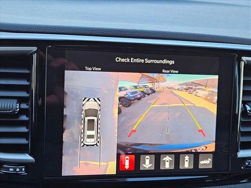 New 2026 Chrysler Pacifica Select image 17