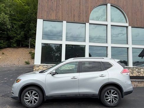 Used 2015 Nissan Rogue SL AWD/4WD image 28