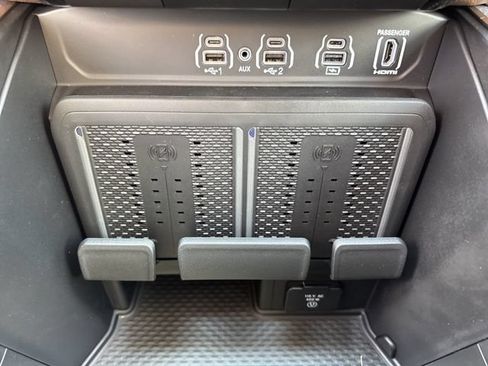 New 2026 RAM 1500 Limited w/ Trailer Tow Group AWD/4WD image 22