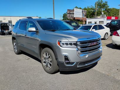 Used 2023 GMC Acadia SLT