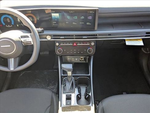 Used 2025 Hyundai Tucson SEL image 17