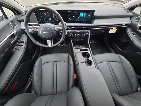 New 2026 Hyundai Sonata Limited FWD image 18