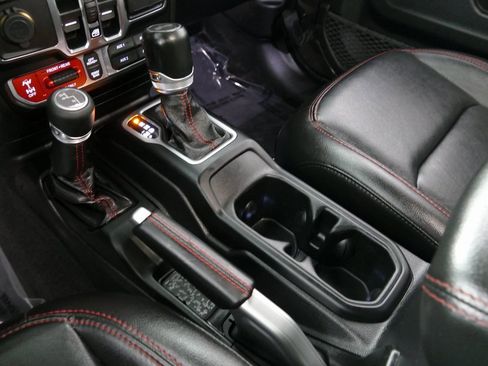 Used 2021 Jeep Wrangler Unlimited Rubicon image 25