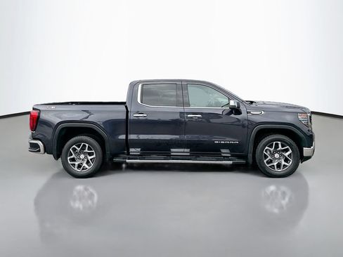 Used 2022 GMC Sierra 1500 SLT AWD/4WD image 8