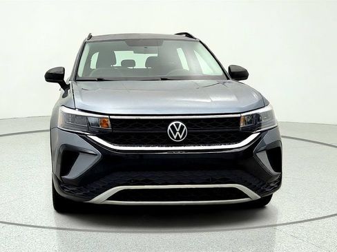 Used 2022 Volkswagen Taos S FWD image 2