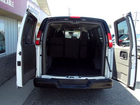 Used 2014 Chevrolet Express 1500 LS image 7