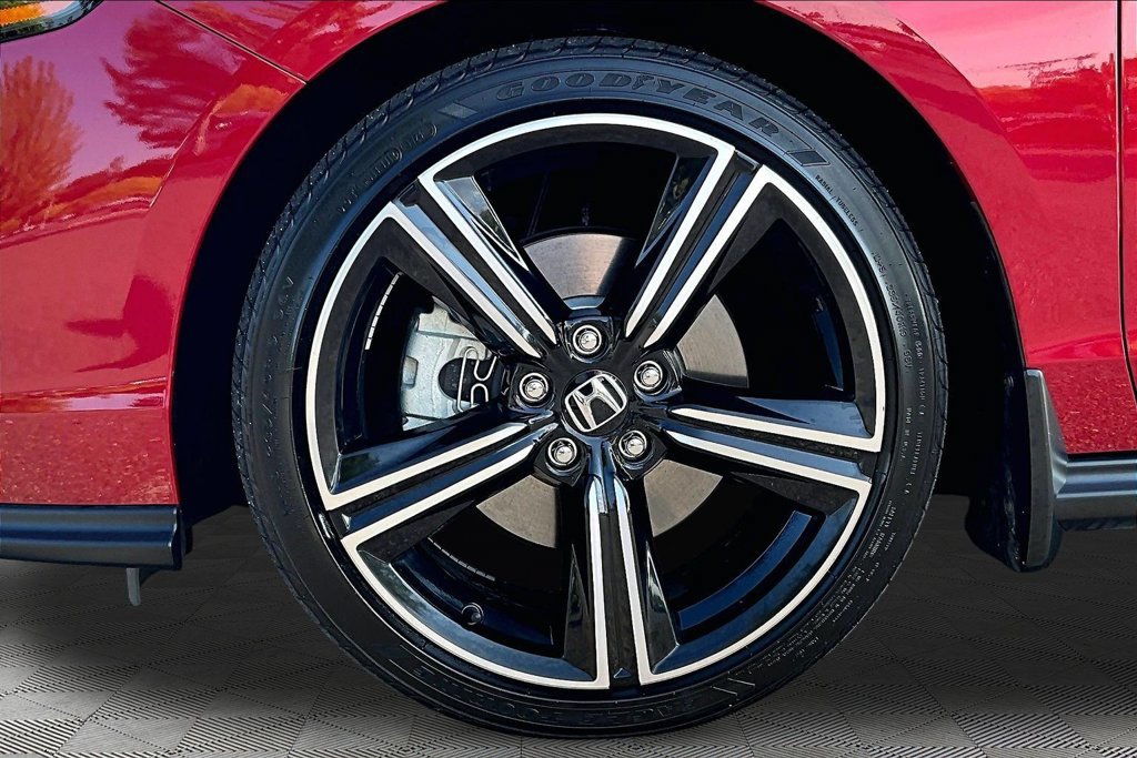 Used 2024 Honda Accord Sport image 24