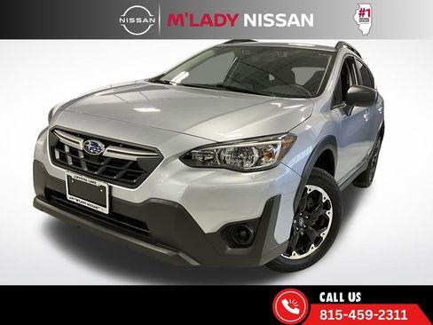 Used 2023 Subaru Crosstrek 2.0i image 2