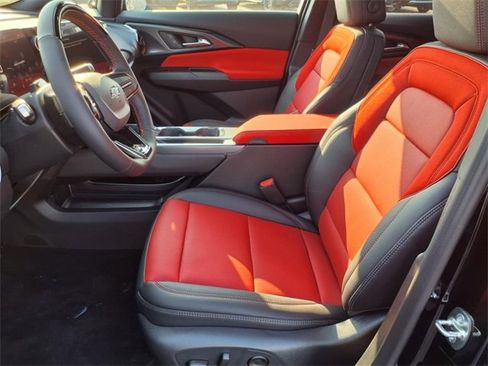 New 2025 Chevrolet Equinox EV RS image 8