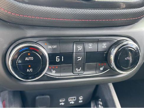Used 2023 Chevrolet TrailBlazer RS w/ Convenience Package AWD/4WD image 36