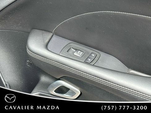 Used 2018 Dodge Challenger R/T Plus RWD image 11