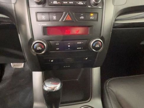 Used 2011 Kia Sorento EX w/ Premium Pkg AWD/4WD image 30