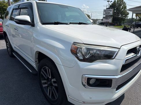 Used 2015 Toyota 4Runner Limited AWD/4WD image 5