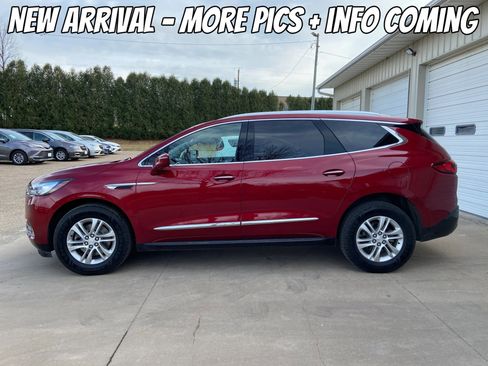 Used 2018 Buick Enclave Premium w/ LPO, Hit The Road Package image 2