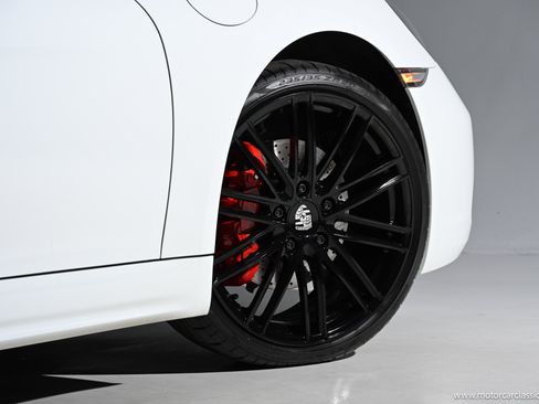 Used 2018 Porsche 718 Cayman S RWD image 14