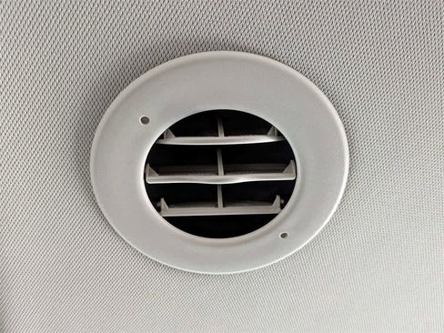 Used 2023 GMC Acadia Denali w/ Black Diamond Edition image 19