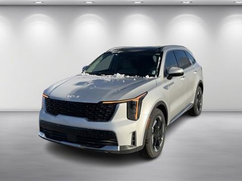 Certified 2025 Kia Sorento EX w/ EX Panoramic Sunroof Package image 1