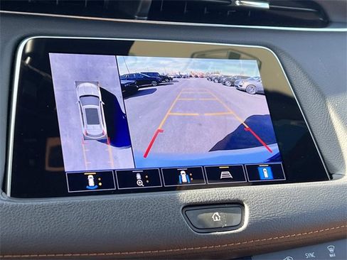 Certified 2022 Cadillac XT4 Premium Luxury w/ Enhanced Visibility Package image 21