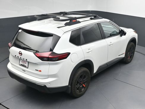 Certified 2025 Nissan Rogue SV AWD/4WD image 35