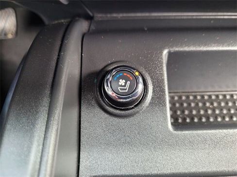 Used 2024 Nissan Titan PRO-4X w/ Pro-4x Convenience Package image 34