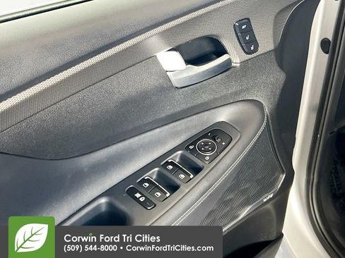 Used 2020 Hyundai Santa Fe Limited w/ Cargo Package AWD/4WD image 12