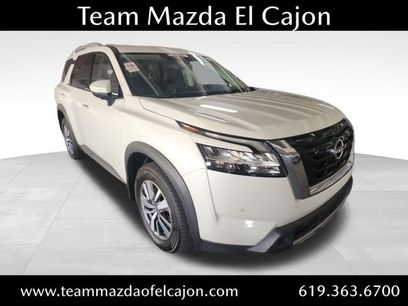 Used 2023 Nissan Pathfinder SL