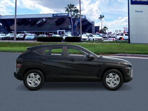 New 2026 Hyundai Kona SE image 7