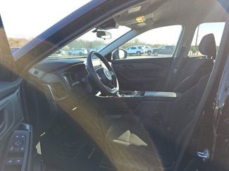Used 2024 Nissan Rogue S video 2
