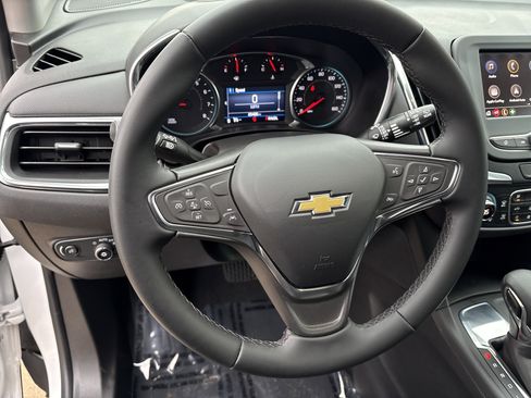 Used 2024 Chevrolet Equinox LT w/ LPO, Floor Liner Package image 20