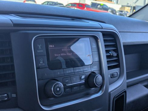 Used 2019 RAM 1500 Tradesman w/ Chrome Appearance Group image 22