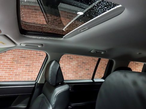 Used 2024 Hyundai Santa Fe XRT image 16