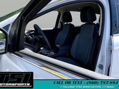 Used 2017 Ford Escape SE AWD/4WD image 25