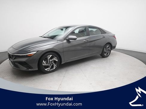 Used 2024 Hyundai Elantra Limited FWD image 1