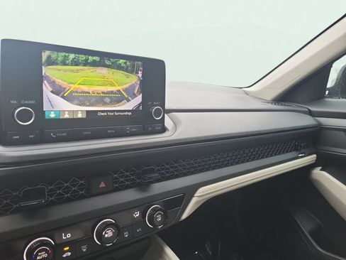 Certified 2024 Honda Accord LX image 33