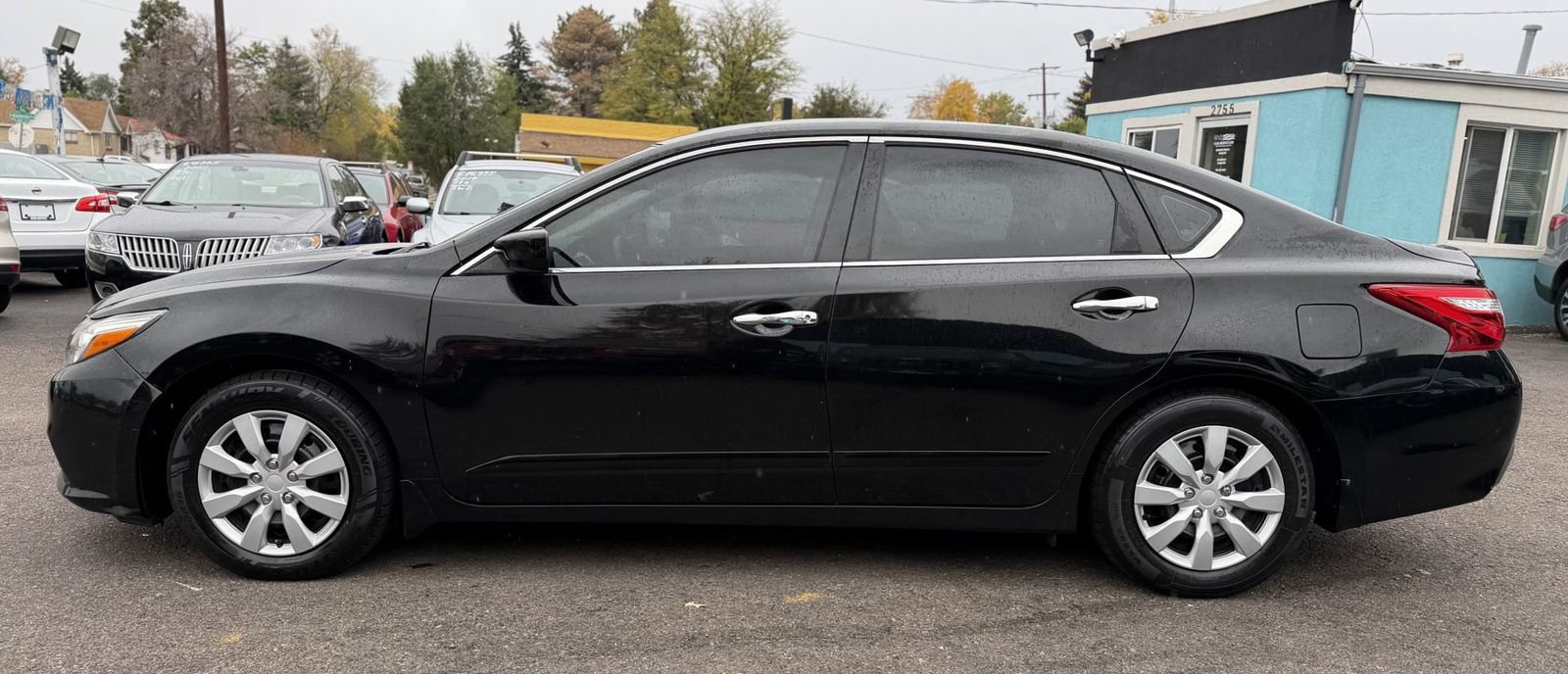 Used 2017 Nissan Altima 2.5 S w/ Power Driver Seat Package FWD image 6